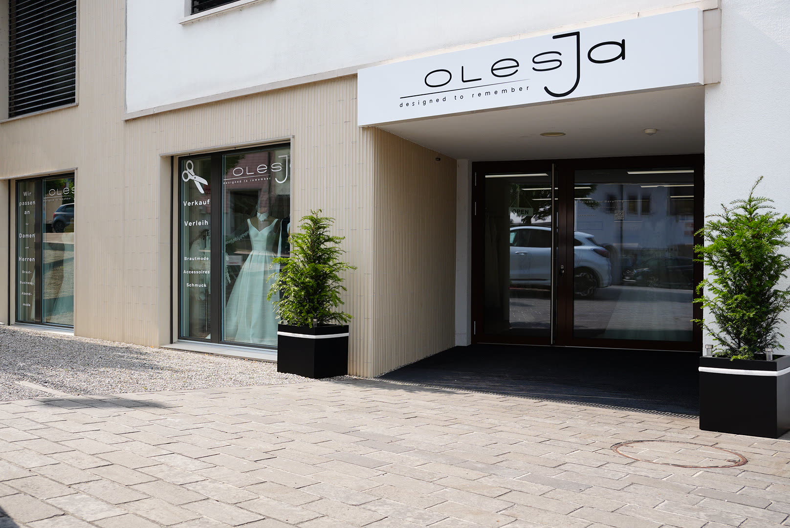 OLESJA Brautsalon in Eschenbach SG – Aussenansicht des Ateliers